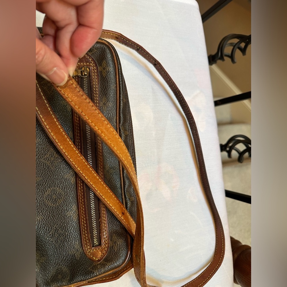 Authentic Louis Vuitton Monogram Clutch converted to Crossbody Bag - Picture 4 of 8